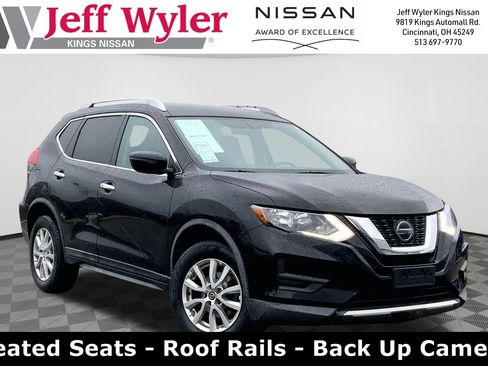 Used 2018 Nissan Rogue SV image 1