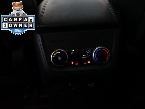 Used 2025 Ford Explorer ST-Line w/ Premium Package image 32