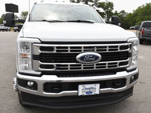Used 2024 Ford F350 XL w/ XL Chrome Package AWD/4WD image 9