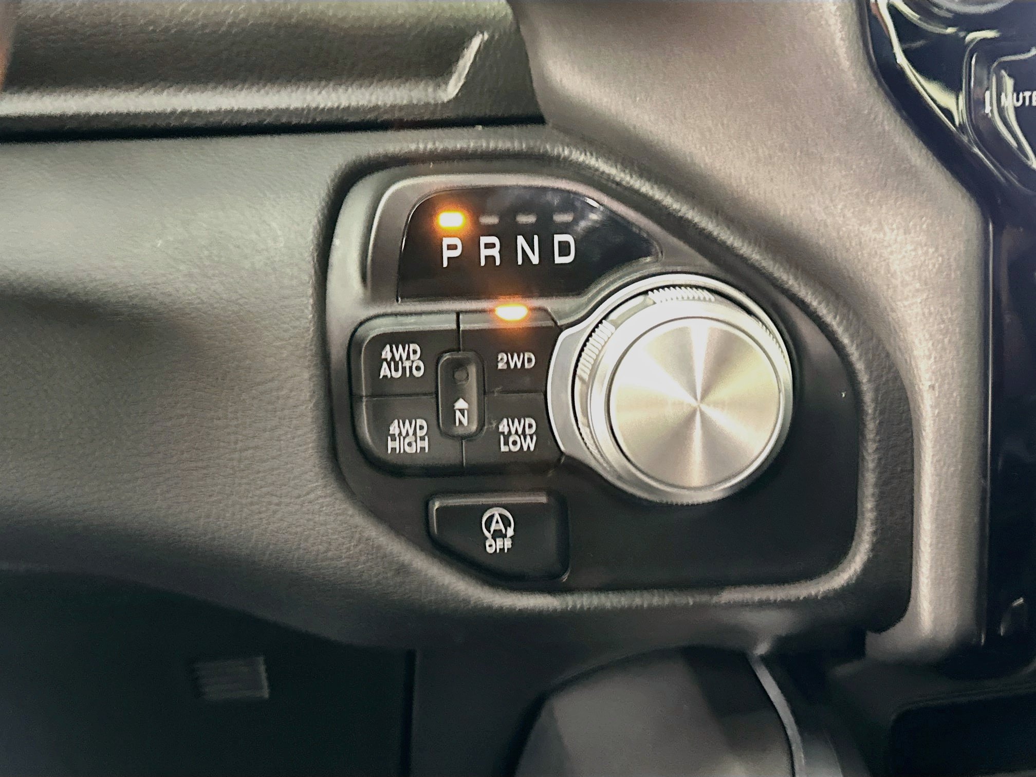Used 2023 RAM 1500 Laramie AWD/4WD image 25
