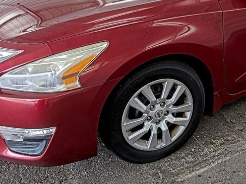 Used 2015 Nissan Altima 2.5 S w/ Power Driver Seat Package FWD image 11