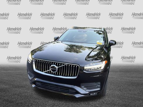 Used 2022 Volvo XC90 T6 Momentum w/ Climate Package AWD/4WD image 6