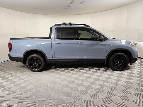 New 2026 Honda Ridgeline Black Edition image 8