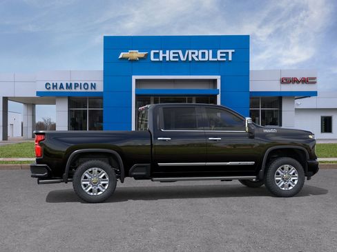New 2026 Chevrolet Silverado 2500 High Country w/ High Country Premium Package AWD/4WD image 5