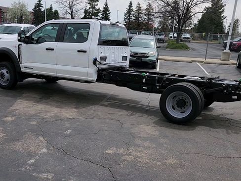 New 2025 Ford F550 4x4 Crew Cab Super Duty image 4