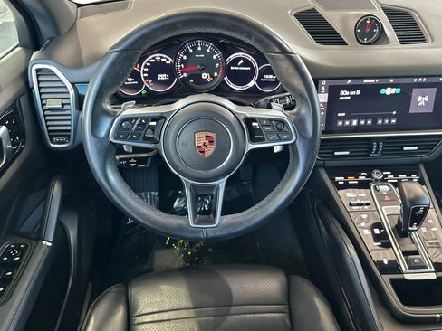 Used 2019 Porsche Cayenne AWD/4WD image 18