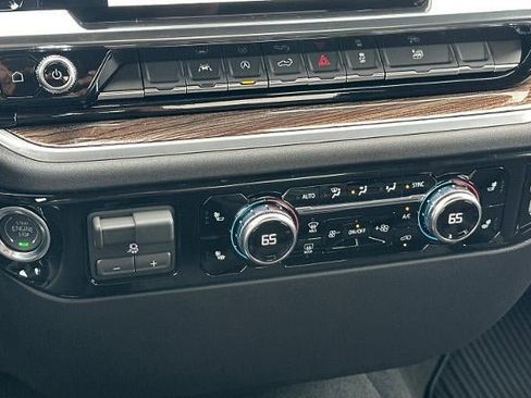 New 2026 GMC Sierra 1500 Elevation AWD/4WD image 22
