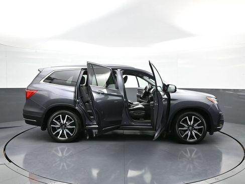 Certified 2022 Honda Pilot Touring image 45