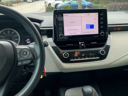Certified 2021 Toyota Corolla LE FWD image 9