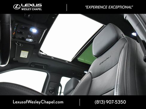 Used 2021 GMC Yukon Denali image 39