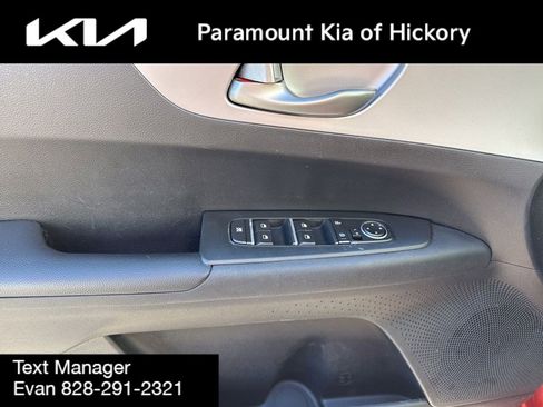 Used 2022 Kia Forte LXS image 15