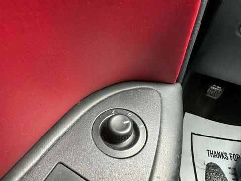 Used 2013 Dodge Challenger SXT Plus image 22