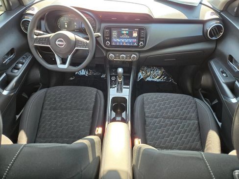 Certified 2023 Nissan Kicks SV FWD image 14