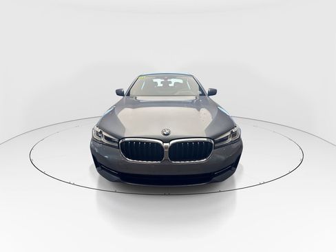 Used 2021 BMW 530i xDrive w/ Premium Package image 3