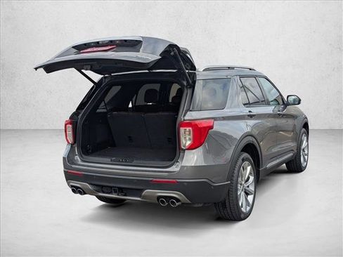 Used 2021 Ford Explorer Platinum w/ Equipment Group 601A image 5