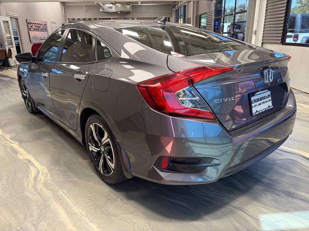 Used 2018 Honda Civic Touring image 33