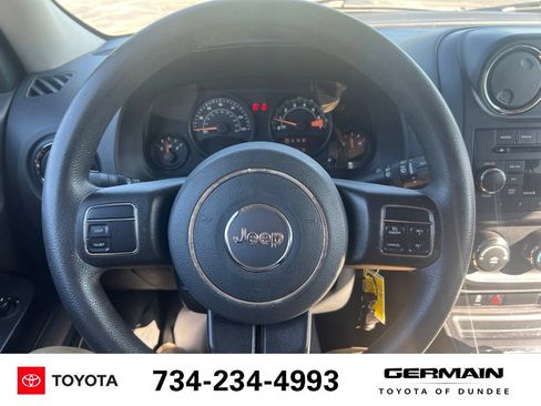 Used 2017 Jeep Patriot Sport w/ Power Value Group FWD image 22