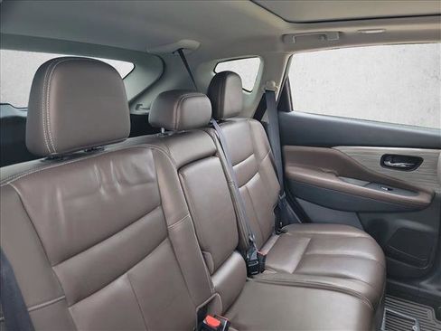 Used 2016 Nissan Murano Platinum w/ Platinum Technology Package image 16