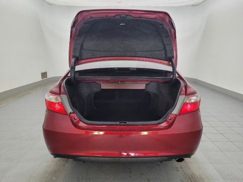 Used 2017 Toyota Camry SE image 29