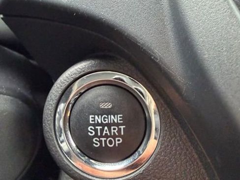 Used 2025 Subaru Forester Premium image 13