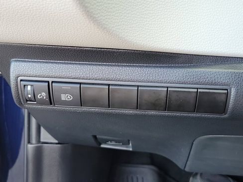 Used 2023 Toyota Corolla LE image 23