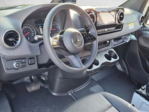 New 2026 Mercedes-Benz Sprinter 2500 image 3