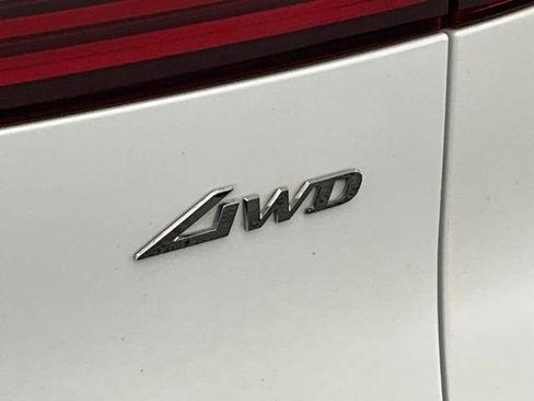 Used 2023 Genesis GV70 2.5T w/ Advanced Package AWD/4WD image 22