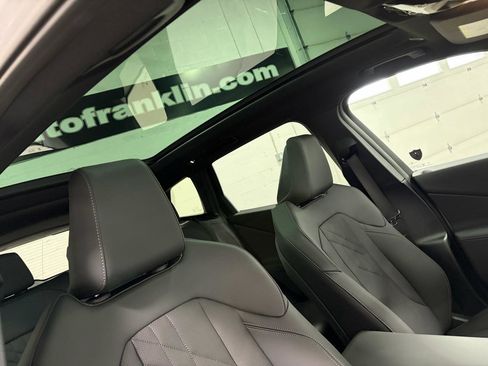 Used 2025 BMW X3 xDrive30i w/ Premium Package image 21