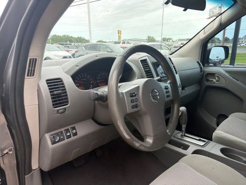 Used 2018 Nissan Frontier SV AWD/4WD image 15