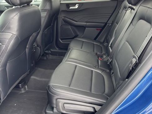 Certified 2022 Ford Escape Titanium w/ Class II Trailer Tow Package image 12