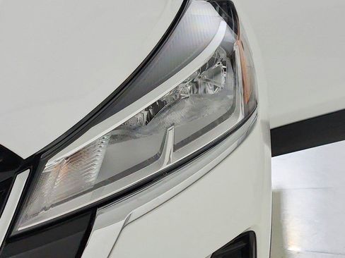 Used 2024 Nissan Kicks S FWD image 34