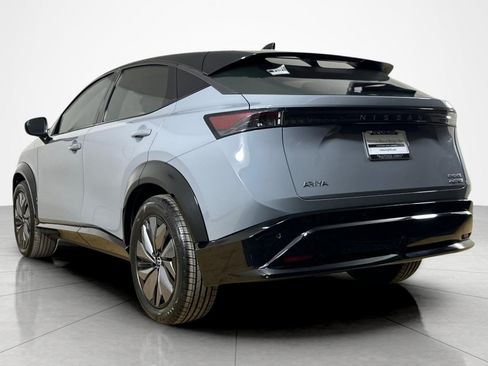 Used 2024 Nissan Ariya AWD image 3