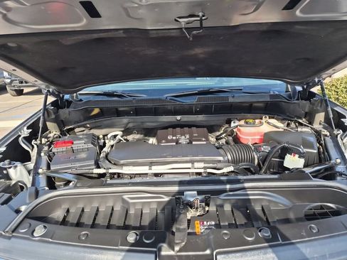 Used 2023 Chevrolet Silverado 1500 LT AWD/4WD image 30