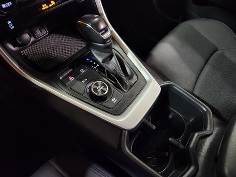 Used 2023 Toyota RAV4 SE AWD/4WD image 40