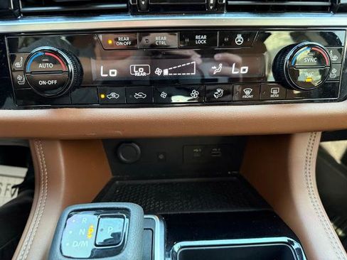 Certified 2023 Nissan Pathfinder Platinum image 29