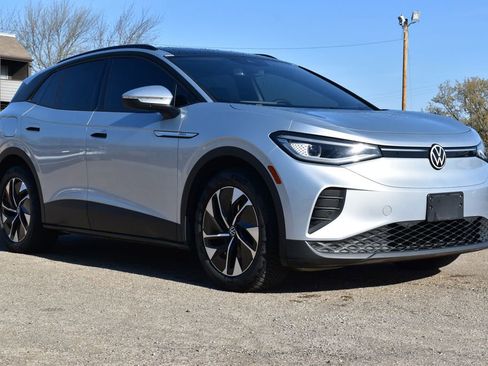 Used 2021 Volkswagen ID.4 Pro S image 3