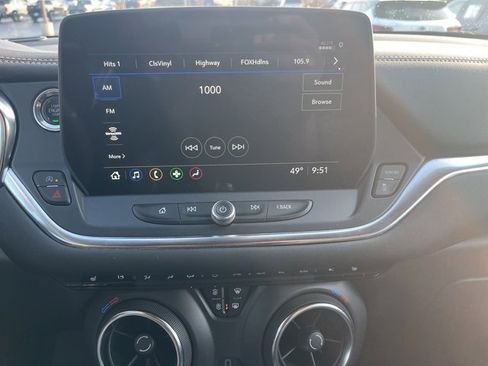 Certified 2024 Chevrolet Blazer LT w/ Convenience Package image 11