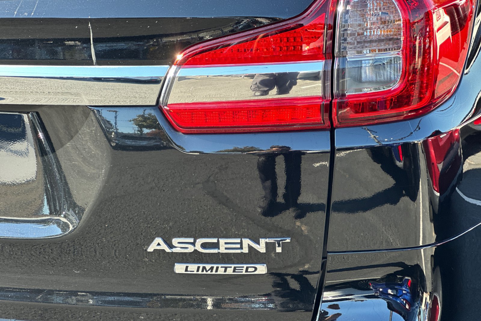 Used 2022 Subaru Ascent Limited w/ Technology Package AWD/4WD image 39