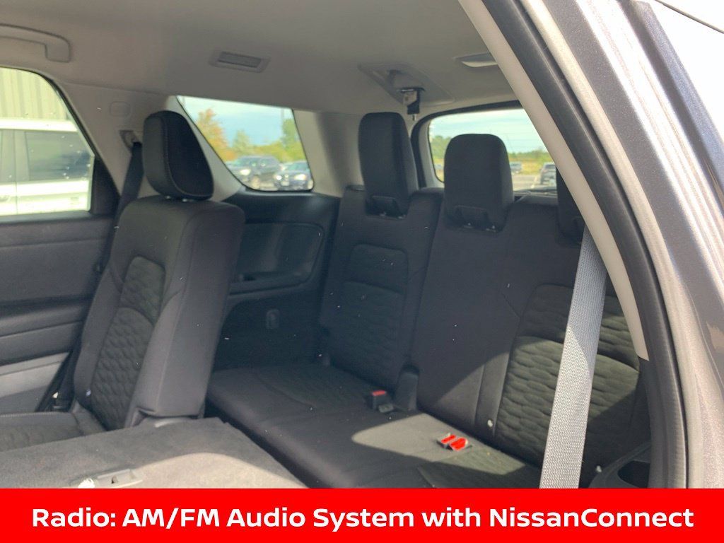 Certified 2025 Nissan Pathfinder SV AWD/4WD image 12