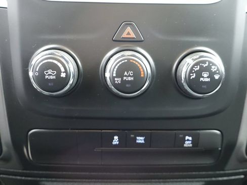 Certified 2023 RAM 1500 Warlock AWD/4WD image 35