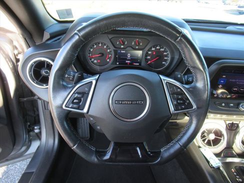 Used 2020 Chevrolet Camaro LT w/ Technology Package image 14
