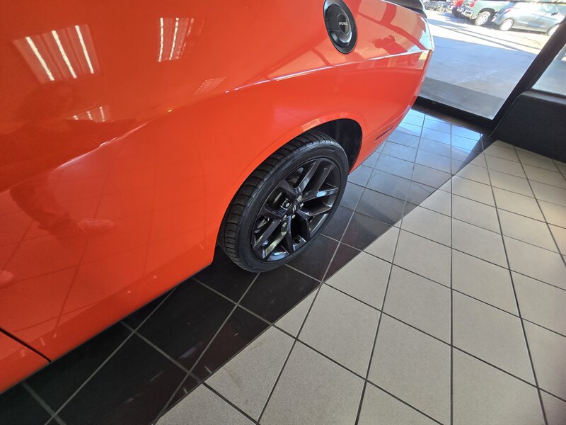 Used 2020 Dodge Challenger SXT w/ Plus Package RWD image 37