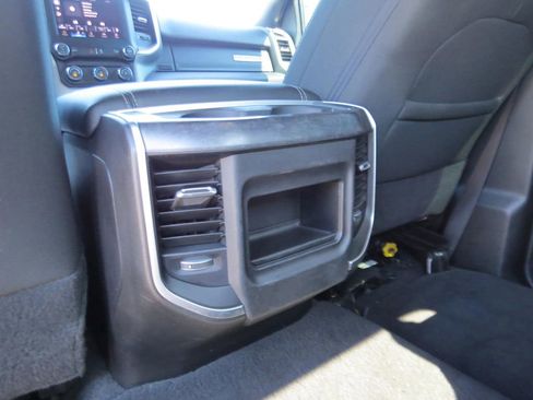 Used 2024 RAM 3500 Big Horn AWD/4WD image 22
