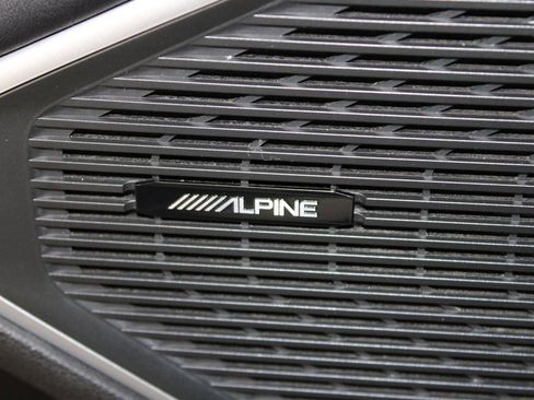 Used 2024 Jeep Wagoneer Series II image 29