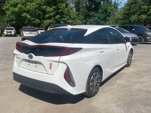 Used 2021 Toyota Prius Prime LE w/ Carpet Mat Package (TMS) FWD image 10