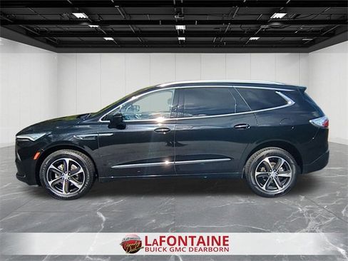 Used 2022 Buick Enclave Essence w/ Sport Touring Edition image 5