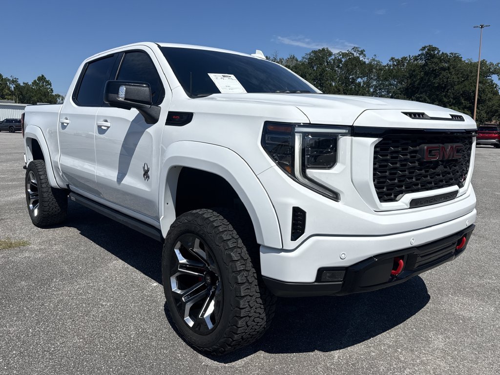 Used 2024 GMC Sierra 1500 AT4 w/ Technology Package AWD/4WD image 2
