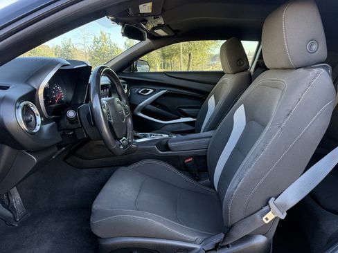 Used 2019 Chevrolet Camaro SS image 33