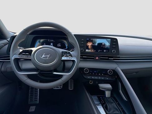 New 2026 Hyundai Elantra SEL Sport image 23