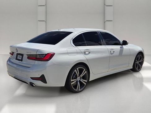 Used 2022 BMW 330i Sedan w/ Premium Package 2 RWD image 5